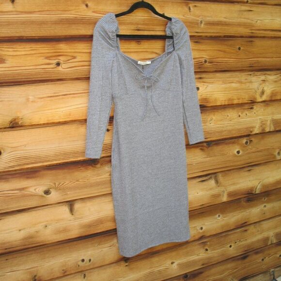 NWT Gray Body Con Dress - Picture 4 of 12